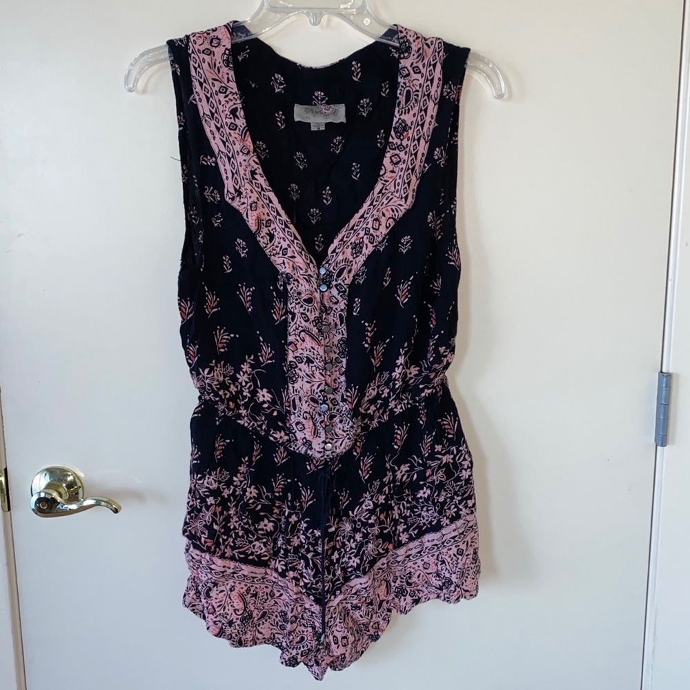 Floral button up romper small